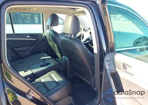 2012 Volkswagen Tiguan Sel z USA, uszkodzony, nr VIN WVGBV7AX7CW601126